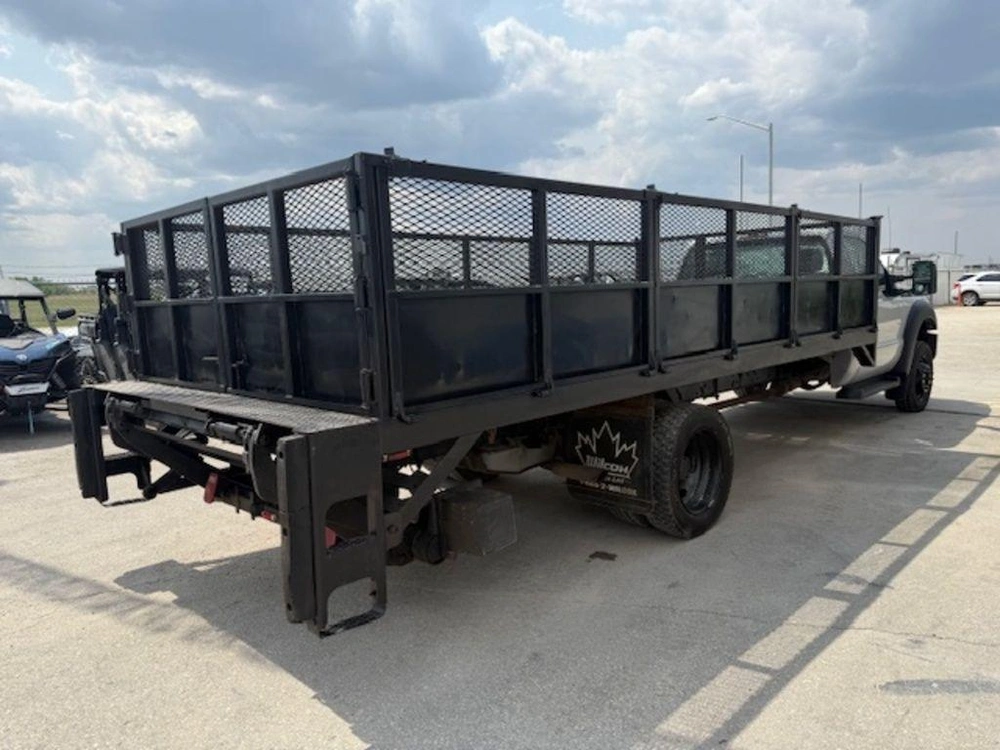 2015 Ford Super Duty F-550 Drw Flat Deck alt