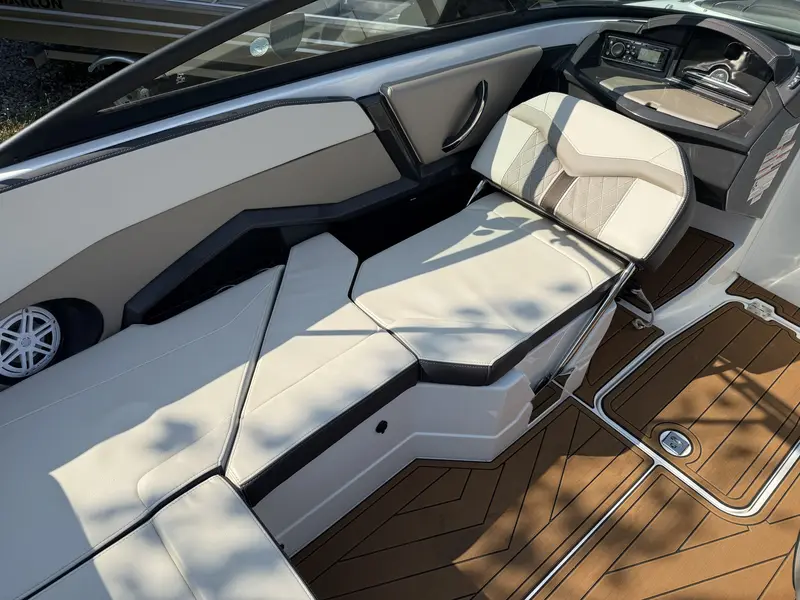2022 Monterey Boats 238SS 6.2L 300HP