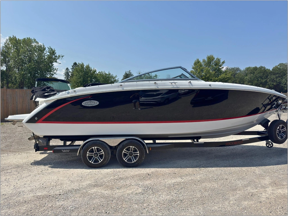 2016 Cobalt Boats R5 No Luxury Tax* alt