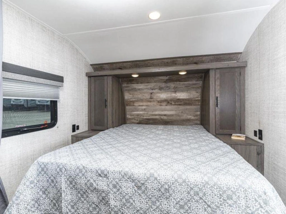 2025 Gulf Stream 248bh alt