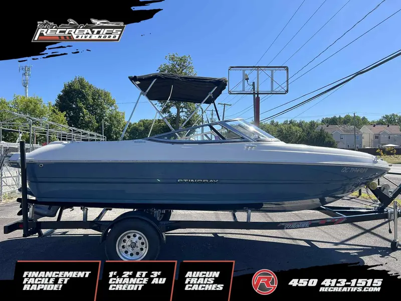 2020 Stingray Boat Co 208 LR **SEULEMENT 67 HEURES!!** thumbnail 2