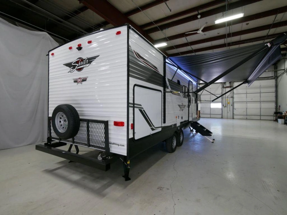 2022 Shasta 25rb alt