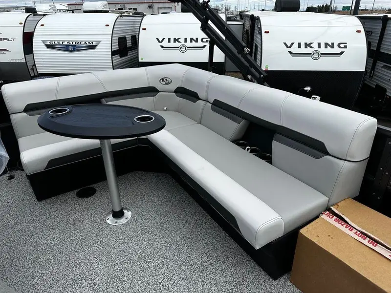 Montego Bay 8518 Deluxe Cruising 2025