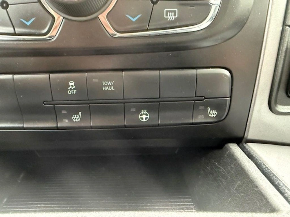 2022 Ram 1500 Classic alt