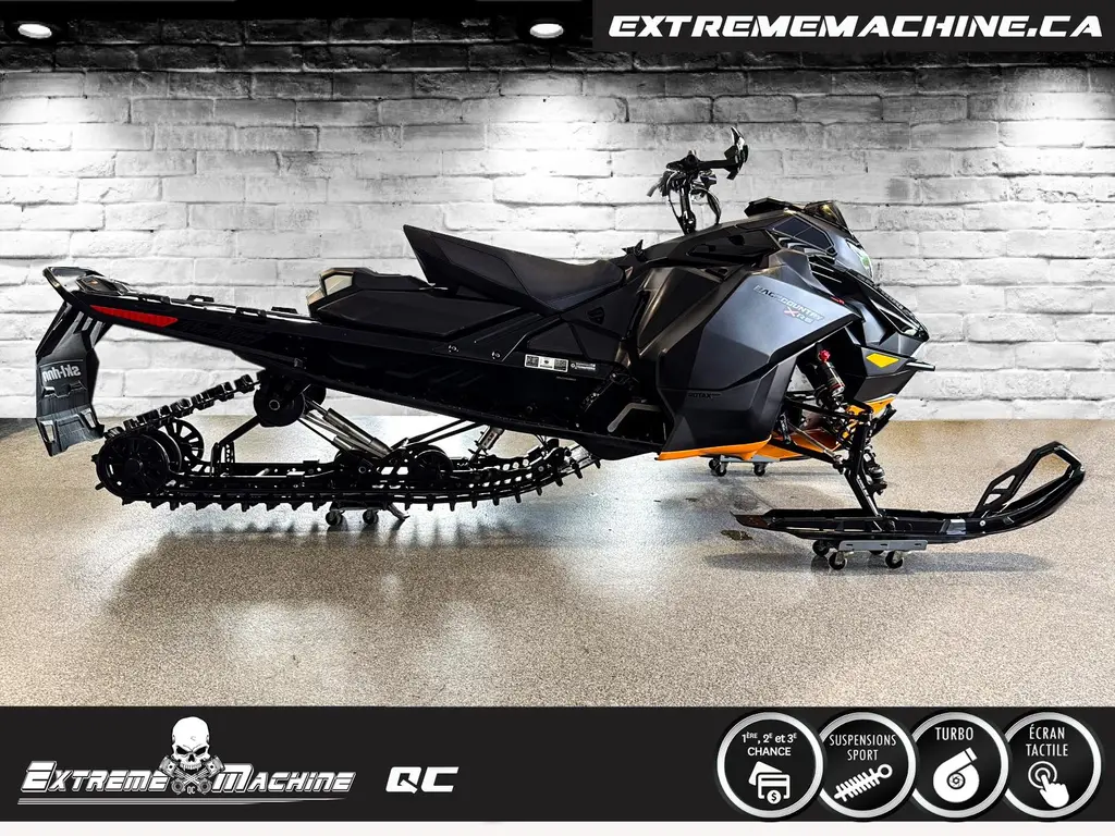 SKIDOO BACKCOUNTRY X-RS ® 850 E-TEC TURBO R 2025 - IMPECCABLE!!!