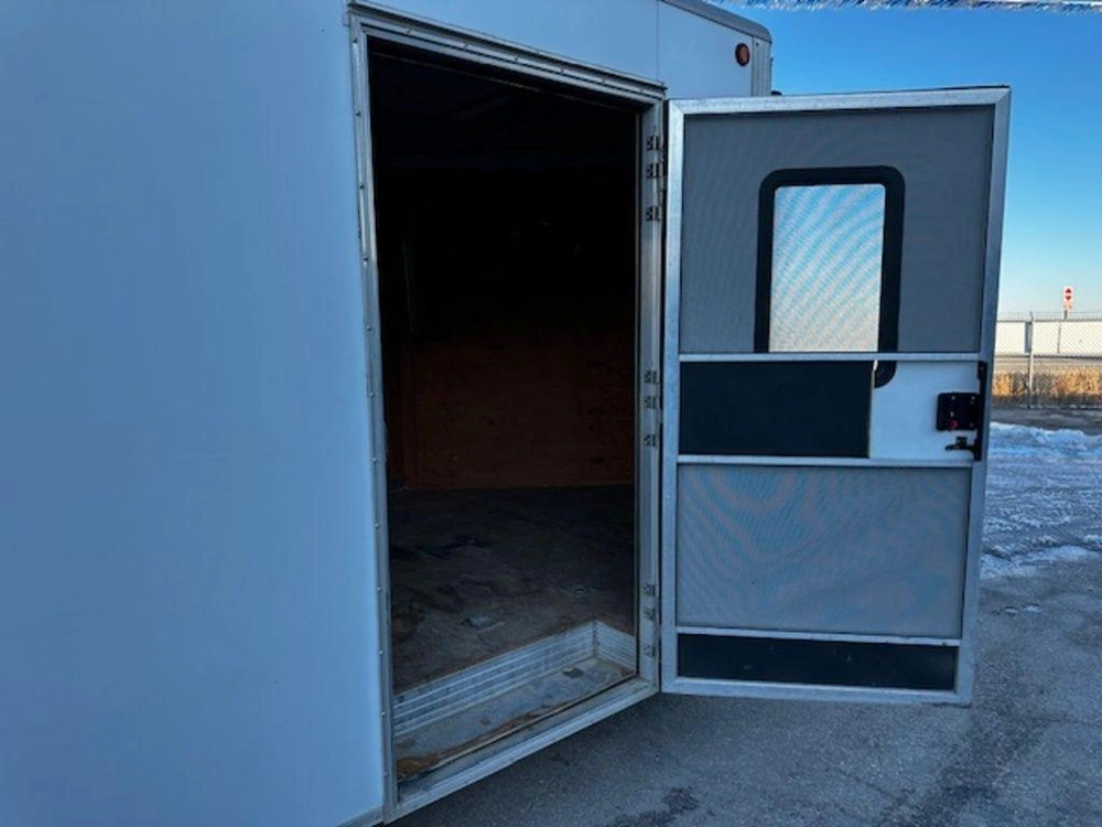 2006 Newmans Sled V Nose alt