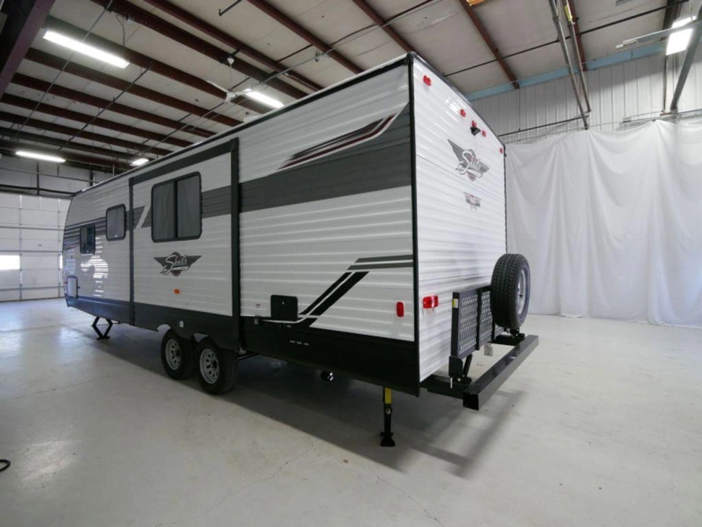 2022 Shasta 25rb alt