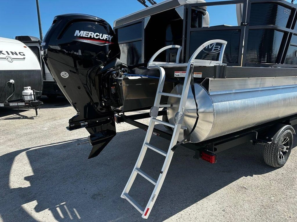 2025 Montego Bay 8520 Deluxe Cruising Pontoon alt