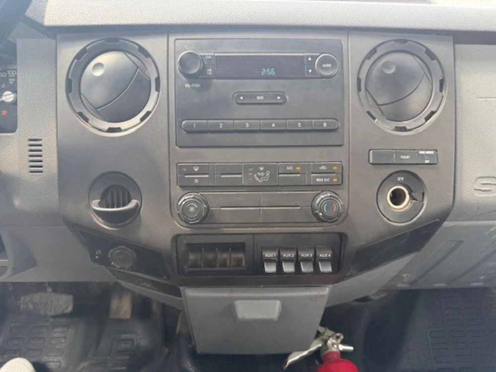 2015 Ford F-550 Super Duty Drw Flat Deck alt