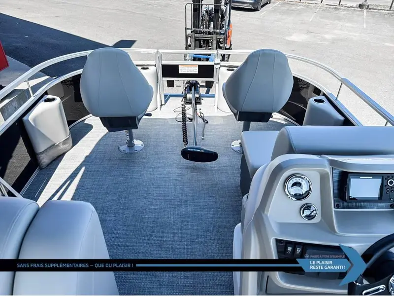 Starcraft Ponton LX 18F Fish de pêche moteur Suzuki 60HP inclus 2025