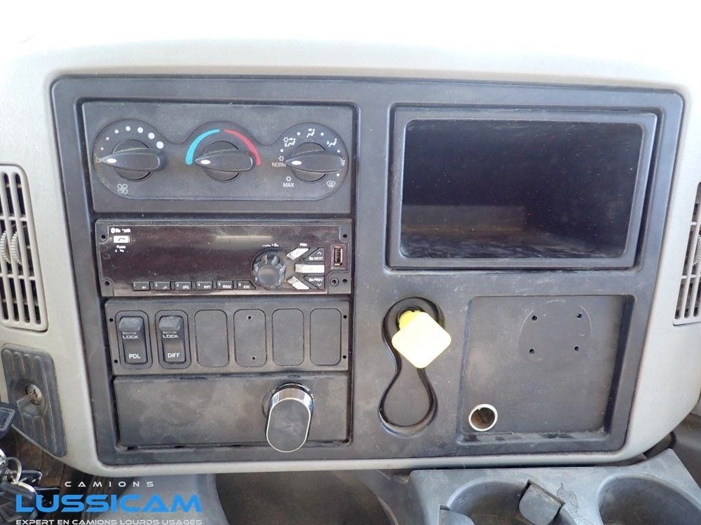 2016 International 4400