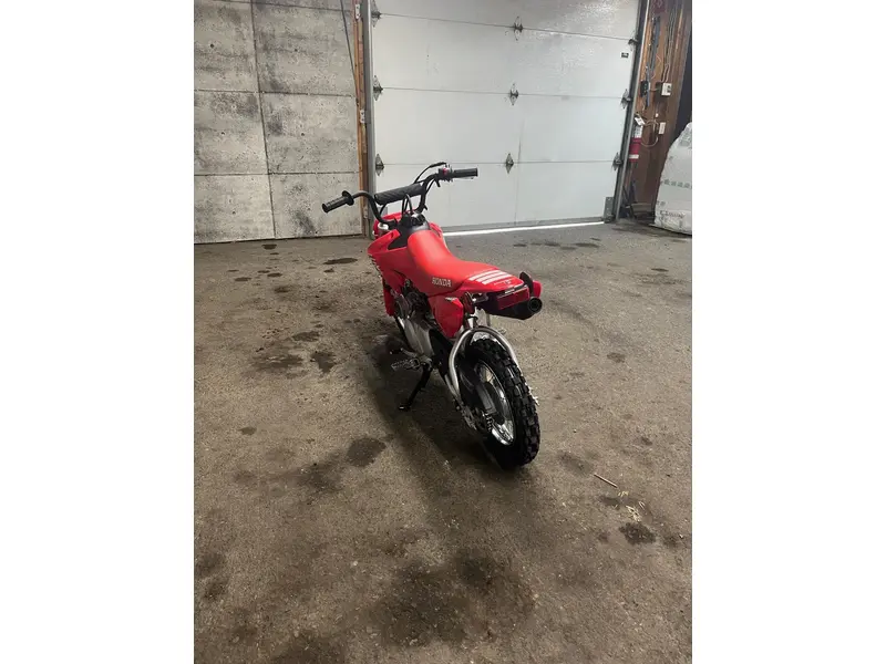 2025 Honda CRF50 thumbnail 3