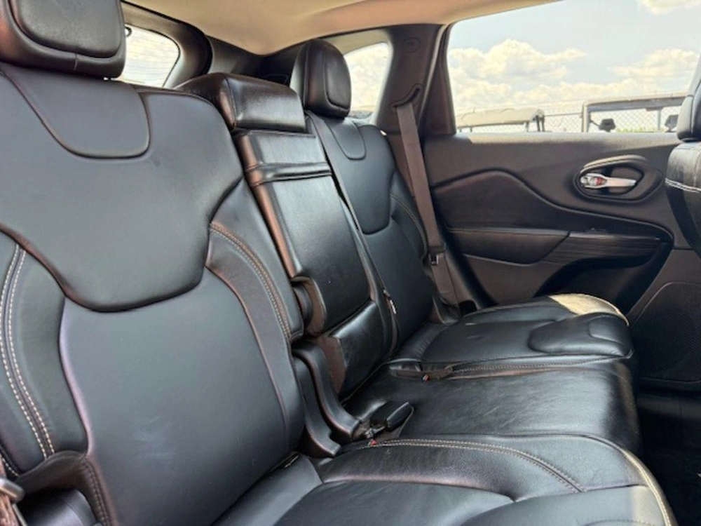 2014 Jeep Cherokee Limited 4x4 alt