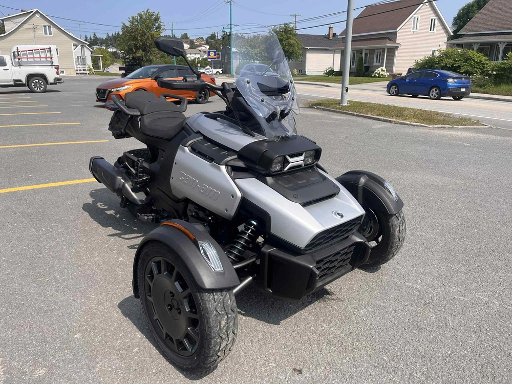 Can-am Cayon 2025 alt