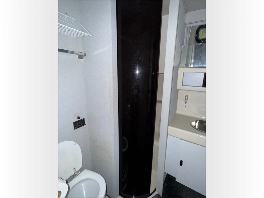 1989 Mainship Motor Yachts Mediterranean 35 No Luxury Tax* alt