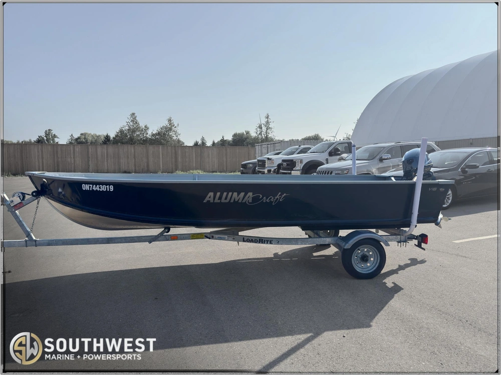 2021 Alumacraft V-16 alt