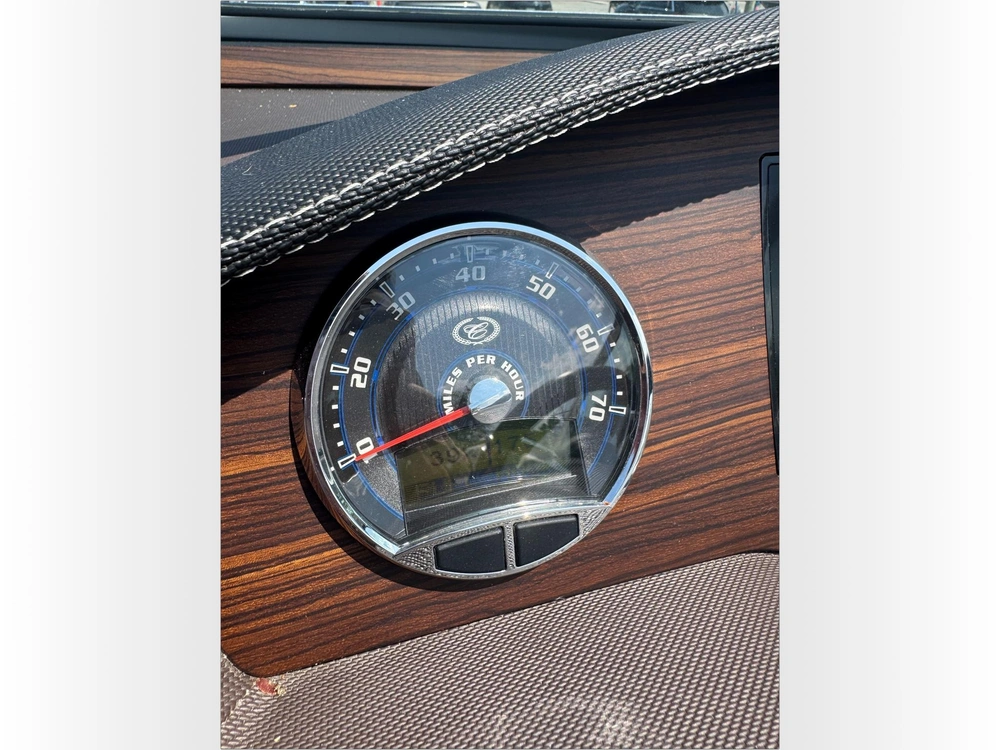 2016 Cobalt Boats R5 No Luxury Tax* alt