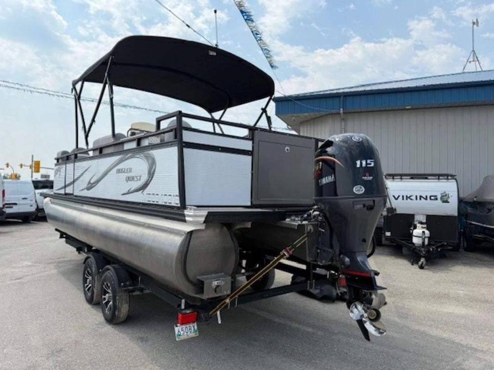 2023 Angler Qwest 8522 All Sport 2-tube alt