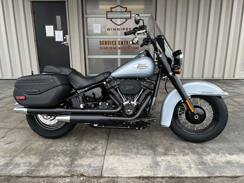2024 Harley-Davidson FLHCS - Heritage Classic