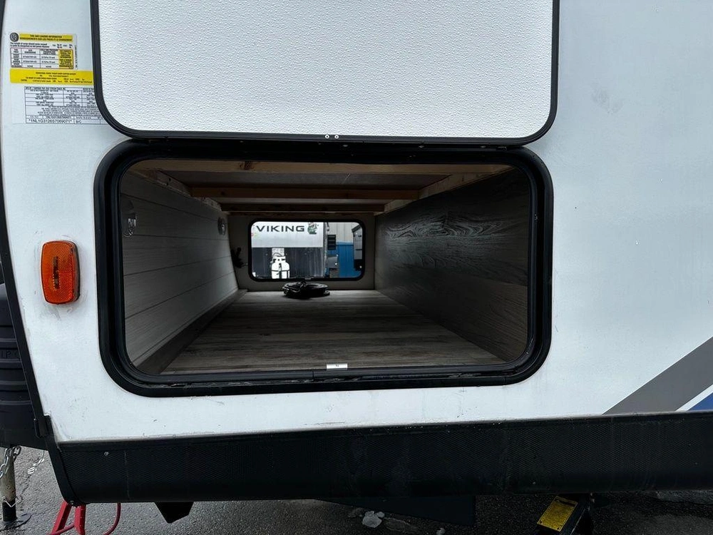 2025 Gulf Stream 28bbs alt