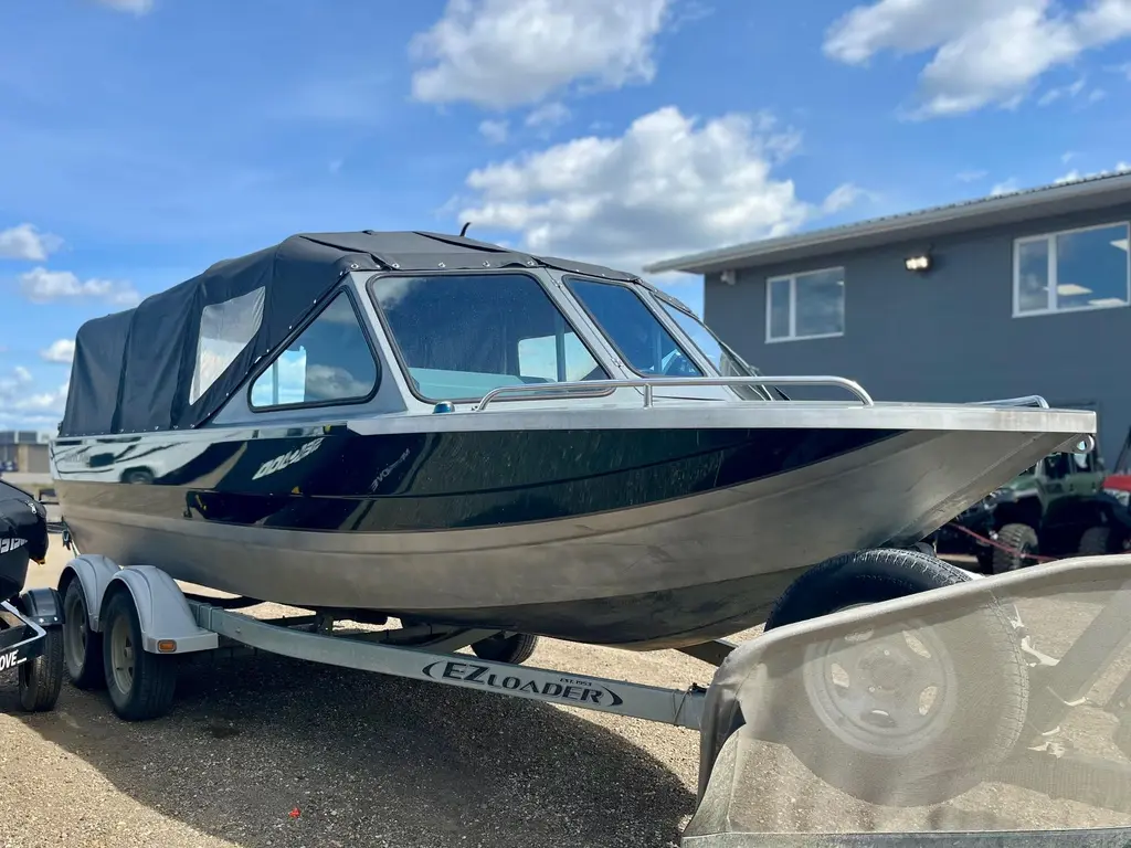 2014 Outlaw Nahanni 20FT Jet Boat