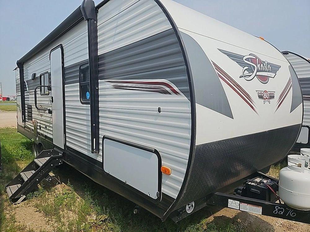 2022 Shasta 25rb alt