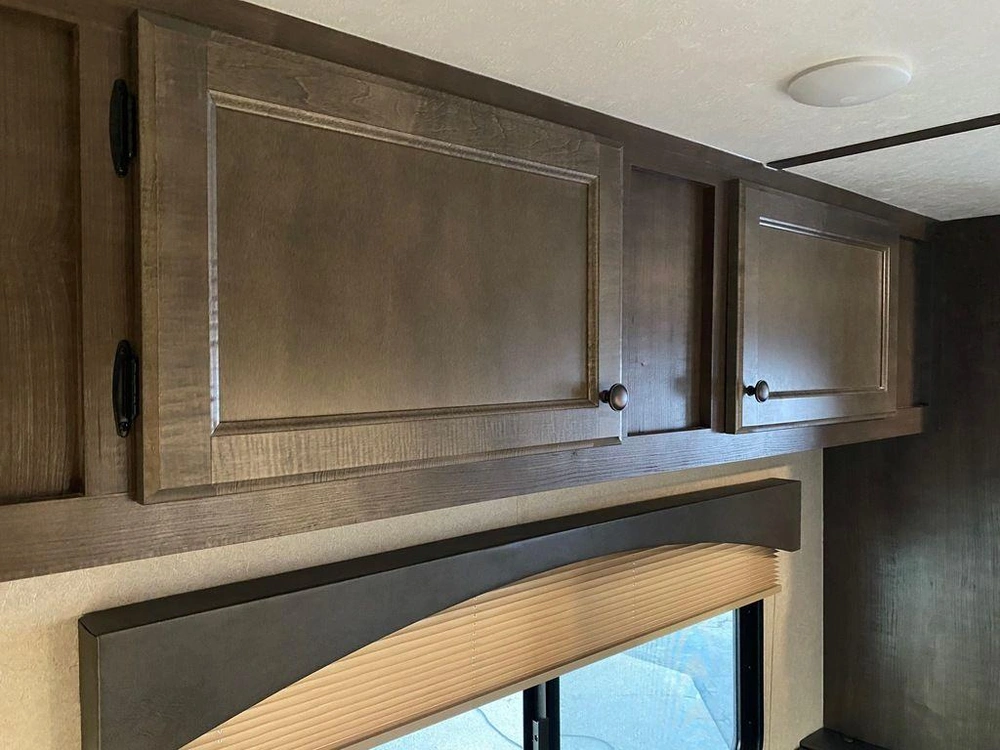 2023 Sunset Park Rv 16bh alt