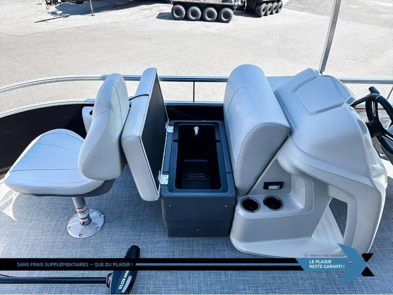 Starcraft Ponton LX 18F Fish de pêche moteur Suzuki 60HP inclus 2025
