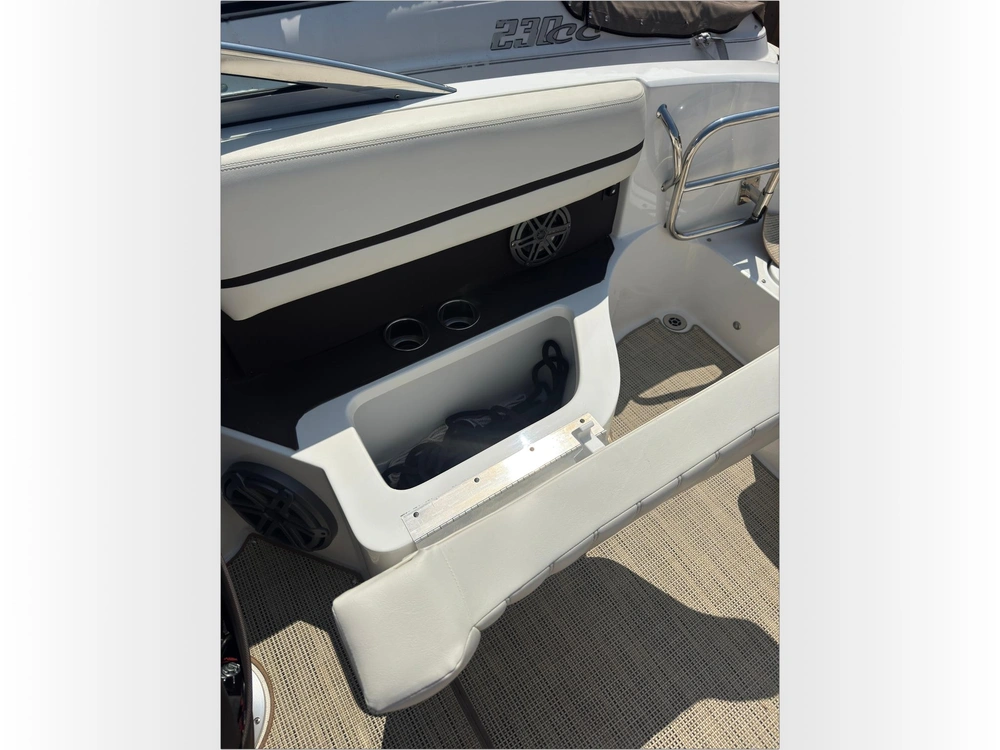 2016 Cobalt Boats R5 No Luxury Tax* alt