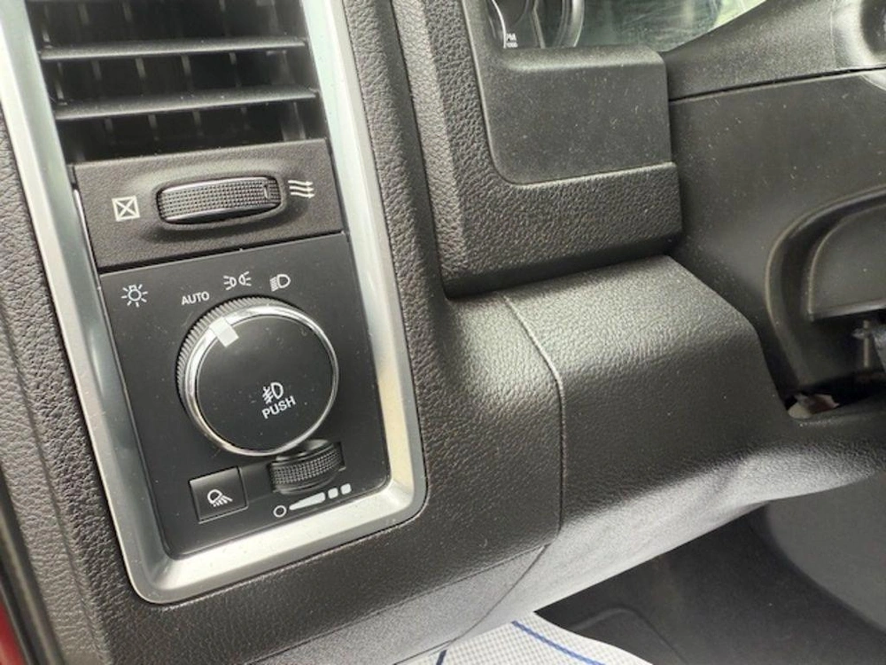 2022 Ram 1500 Classic alt