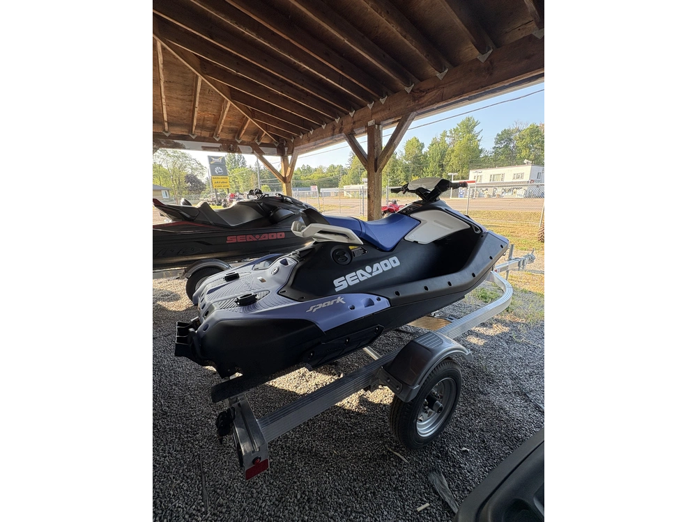 2025 Sea-doo/brp Spark 2up 900 W Sound alt