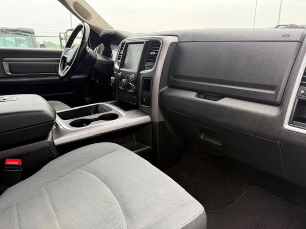 2022 Ram 1500 Classic alt