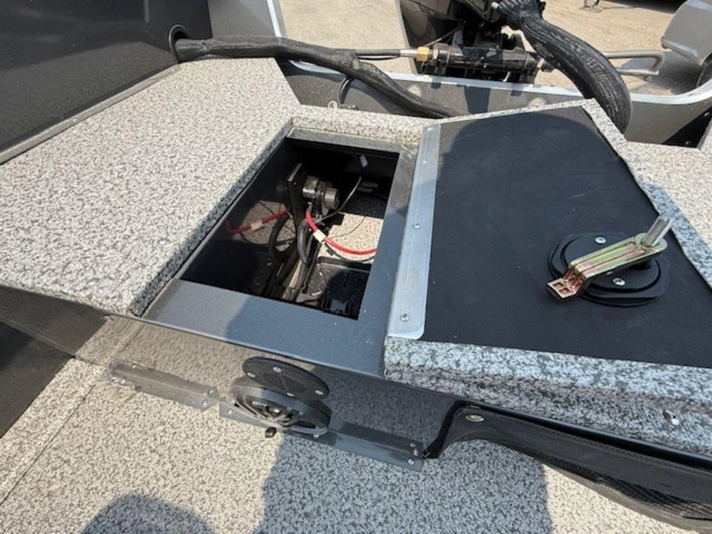 2025 Mirrocraft Outfitter 165 Sc alt