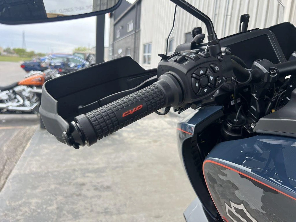 2025 Harley-davidson Ra1250se - Cvo™ Pan America® alt