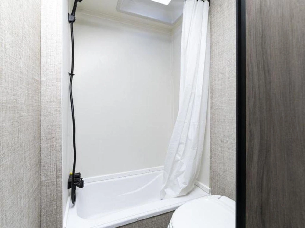 2025 Gulf Stream 248bh alt