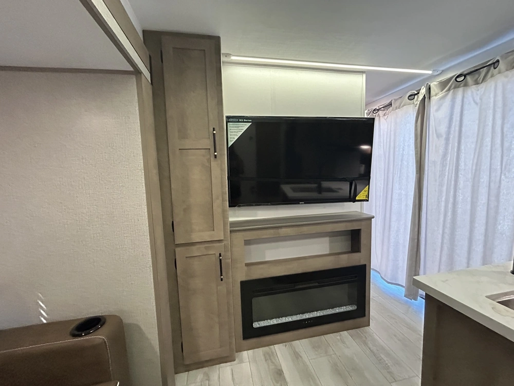 Keystone Rv Springdale 381bh 2026 alt