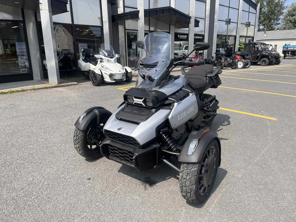 Can-am Cayon 2025 alt