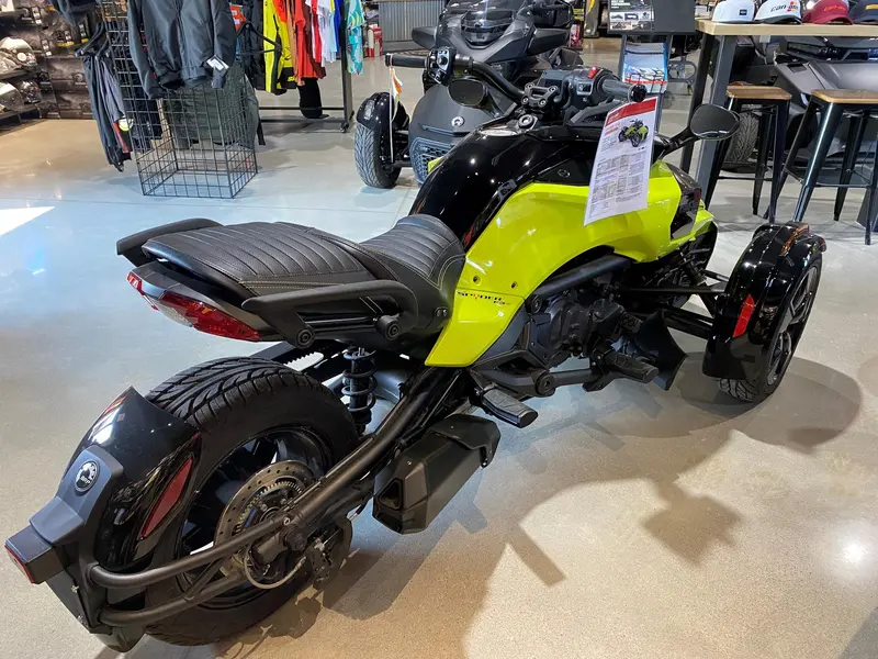 2022 Can-Am Spyder F3 SE S