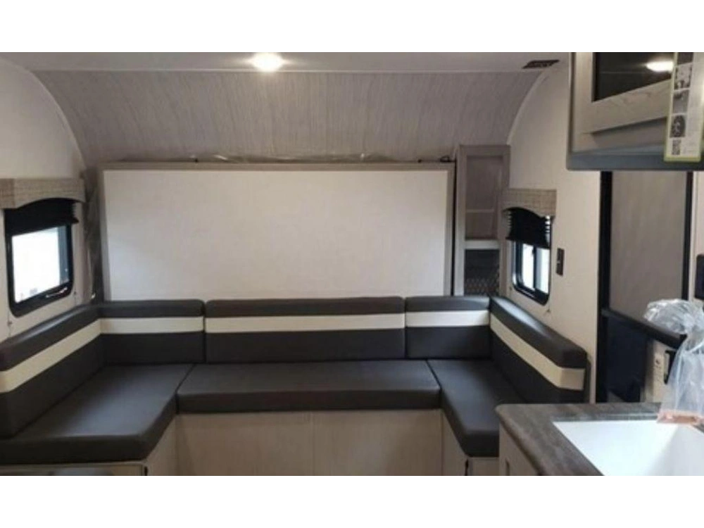 2023 Coachmen 252dbus alt