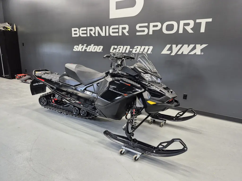 Ski-Doo RENEGADE X 900 TURBO R  1.25 2022