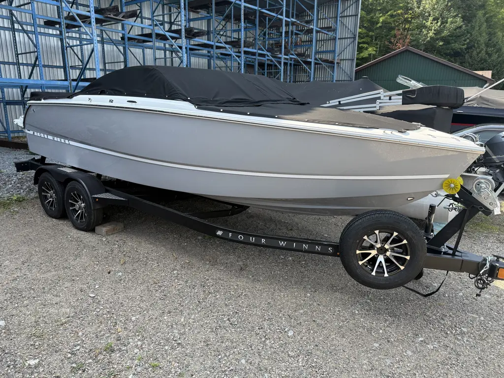 2026 Four Winns H2 FREEDOM - MERCRUISER 4.5L
