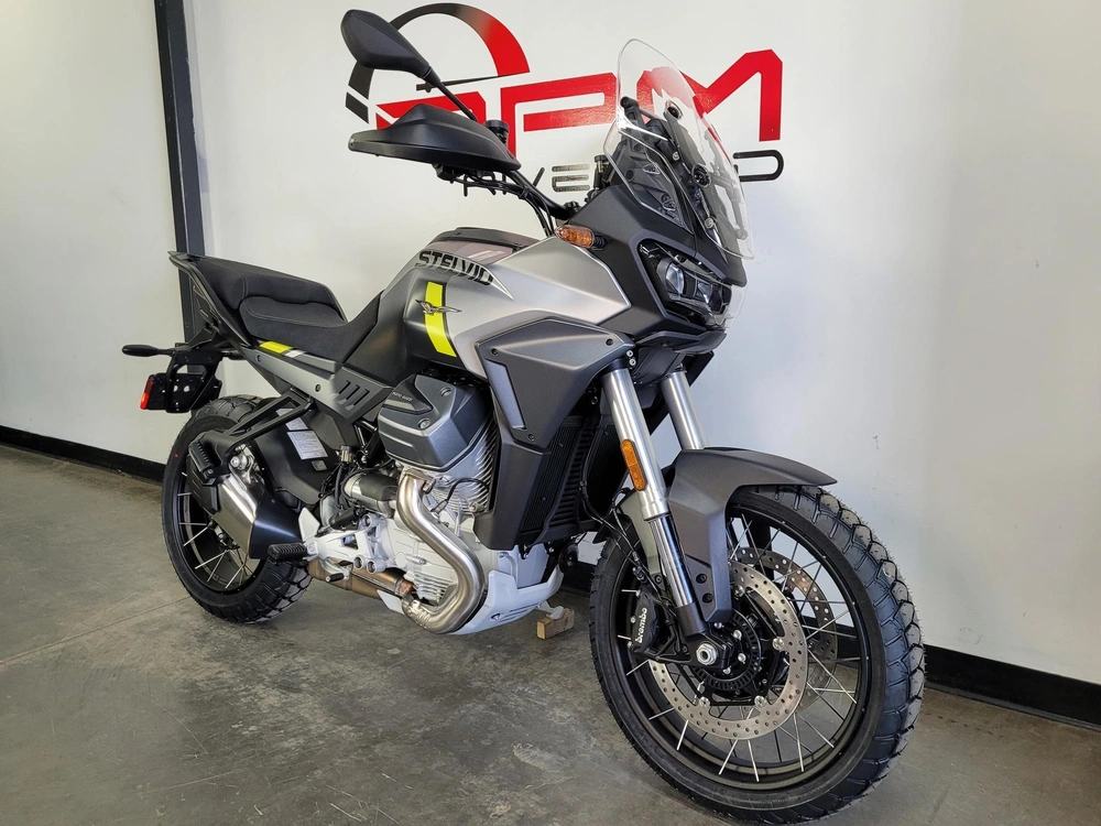 Moto Guzzi Stelvio 2025 alt