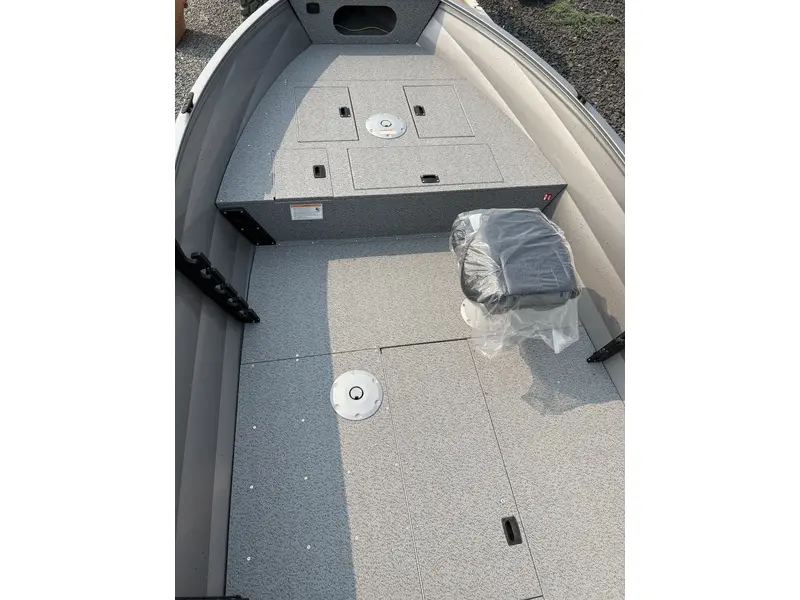 Crestliner 1650 KODIAK TILLER - Silver Metallic 2025