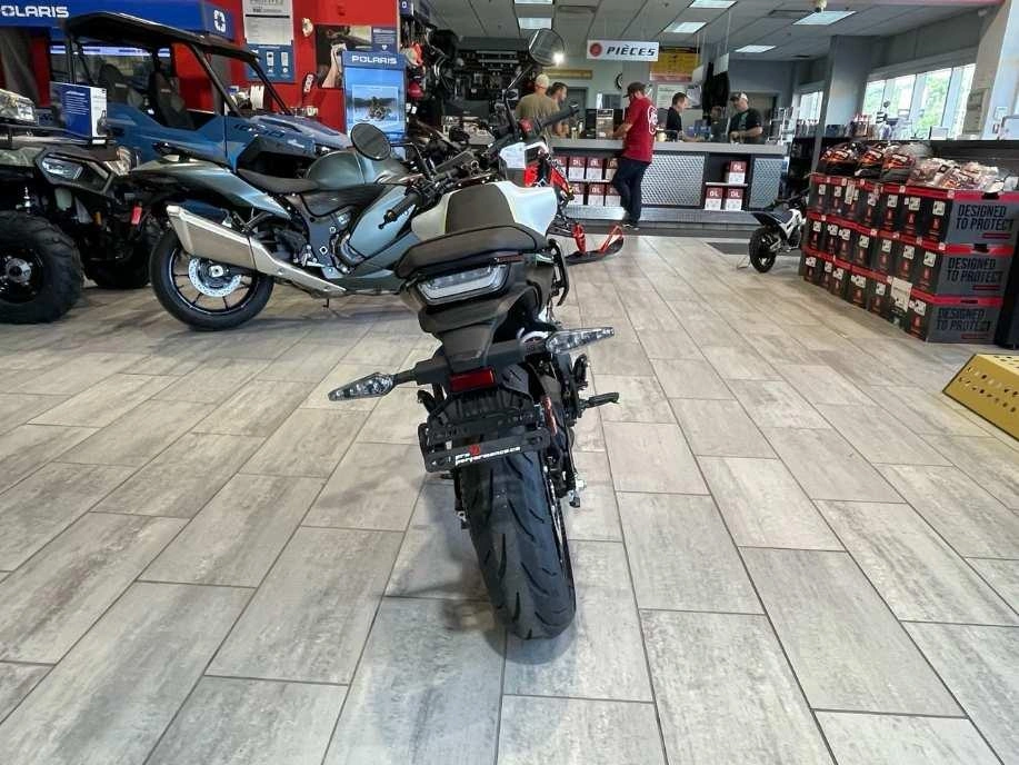 Husqvarna Vitpilen 401 2024 alt