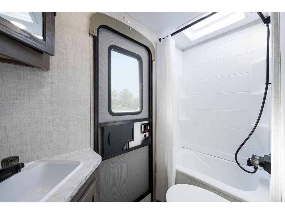2025 Gulf Stream Envision 28bbs