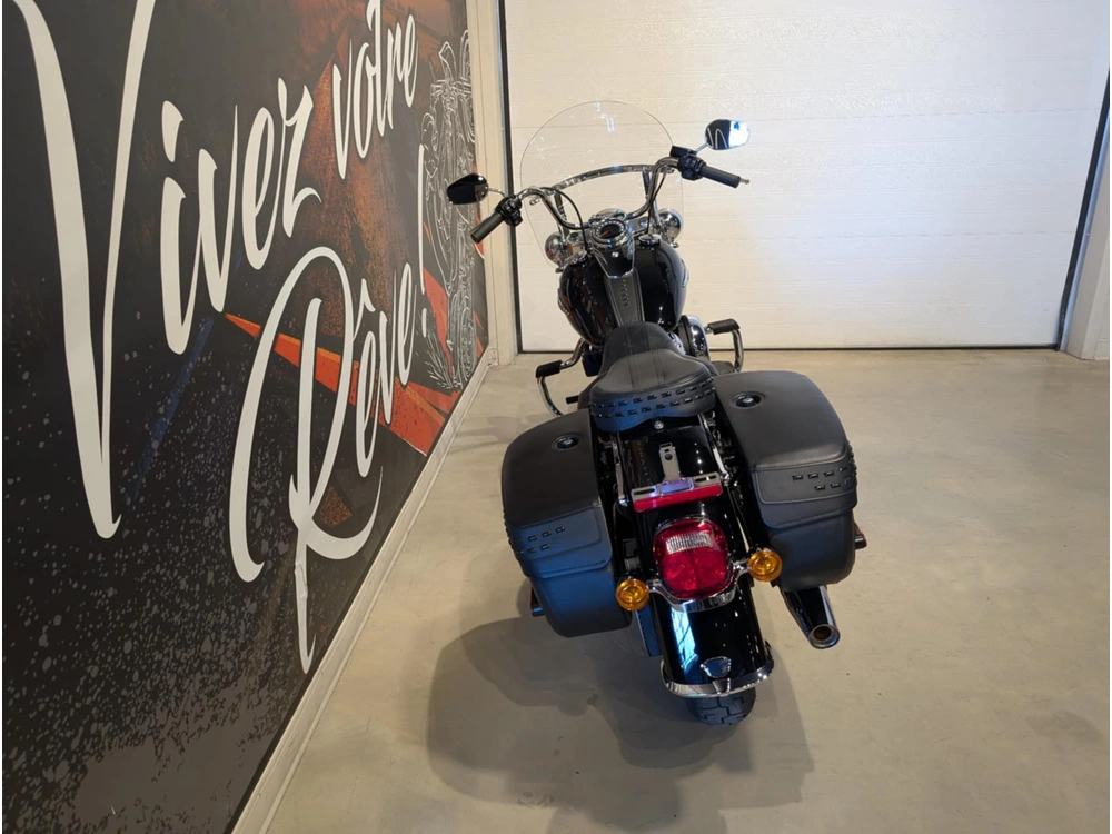 Harley-davidson Softail Heritage Classic 2020 alt