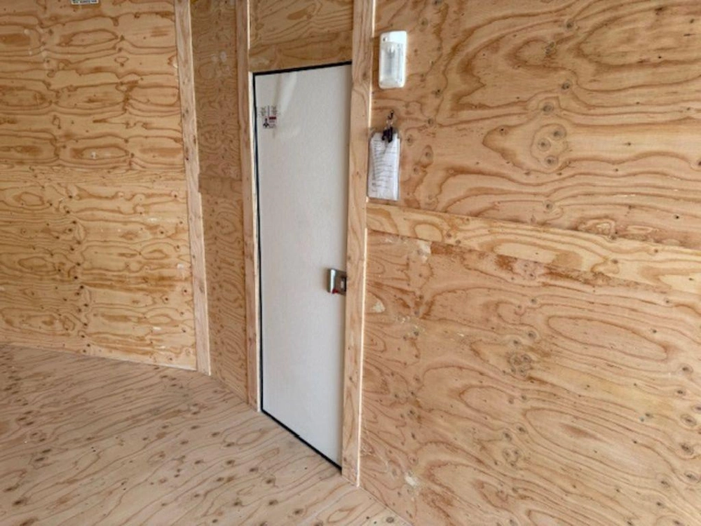 2025 Cjay Trailers Fx9 8.5'x20' alt