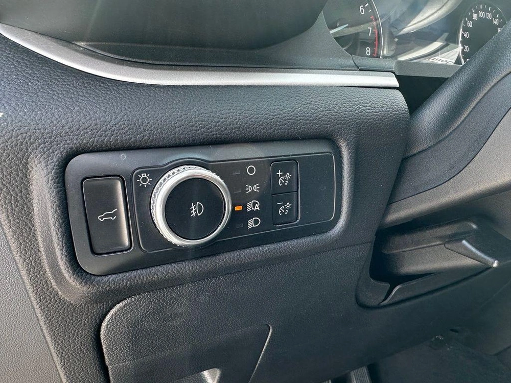 2022 Ford Explorer Xlt 4wd alt