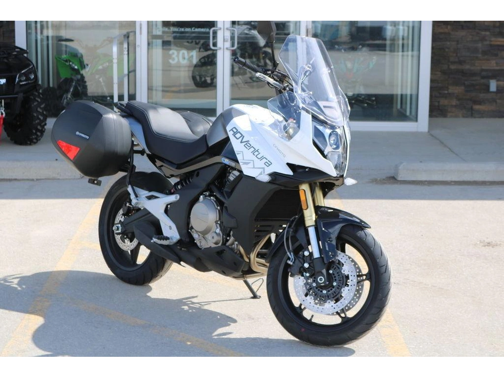2023 Cfmoto 650mt Adventura alt