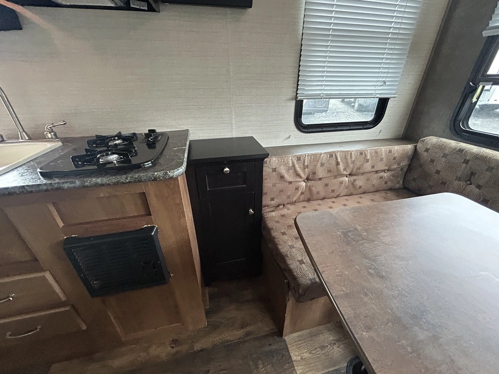 2017 Keystone Rv Springdale Summerland 1750rb alt